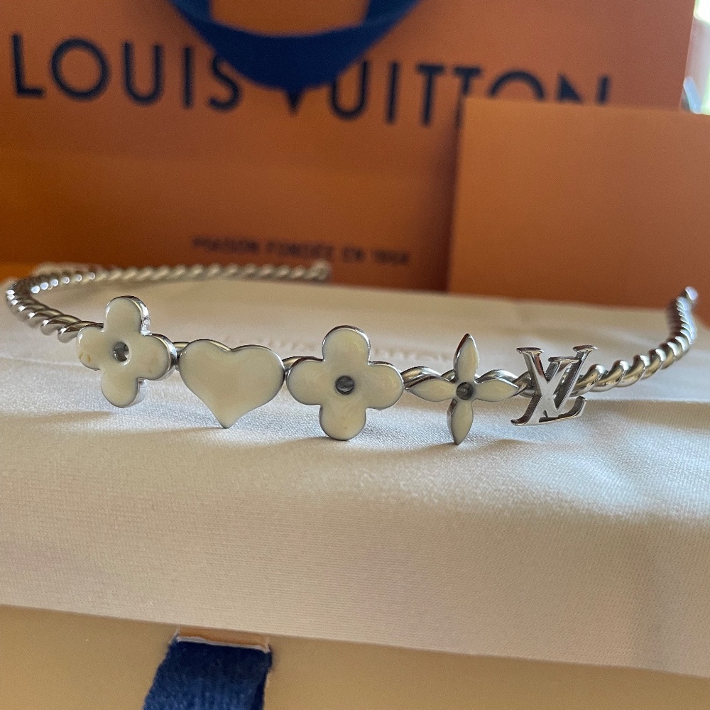 LOUIS VUITTON Sweet Monogram Headband